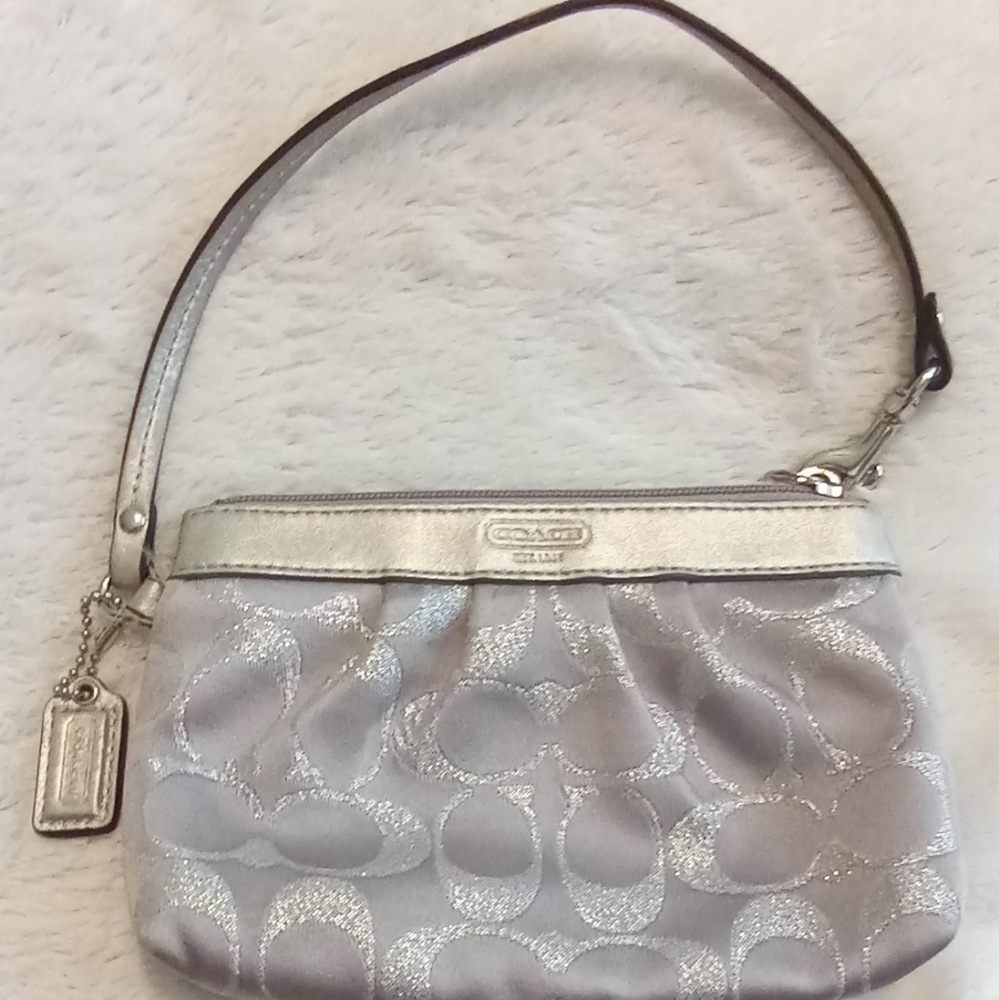 💎3/$50💎 Coach Wristlet
